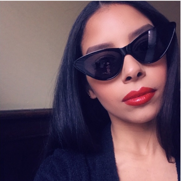 Black cat eye sunglasses - Picture 7 of 8